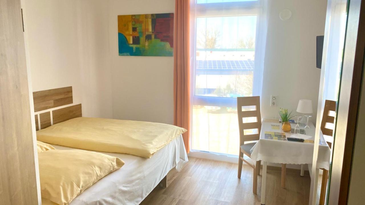 I-Motel Obertshausen Dış mekan fotoğraf