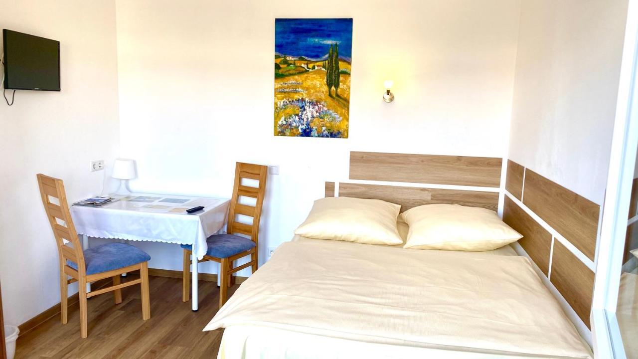 I-Motel Obertshausen Dış mekan fotoğraf