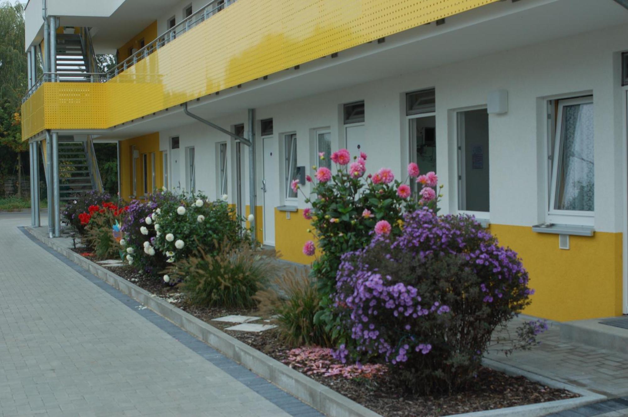 I-Motel Obertshausen Dış mekan fotoğraf