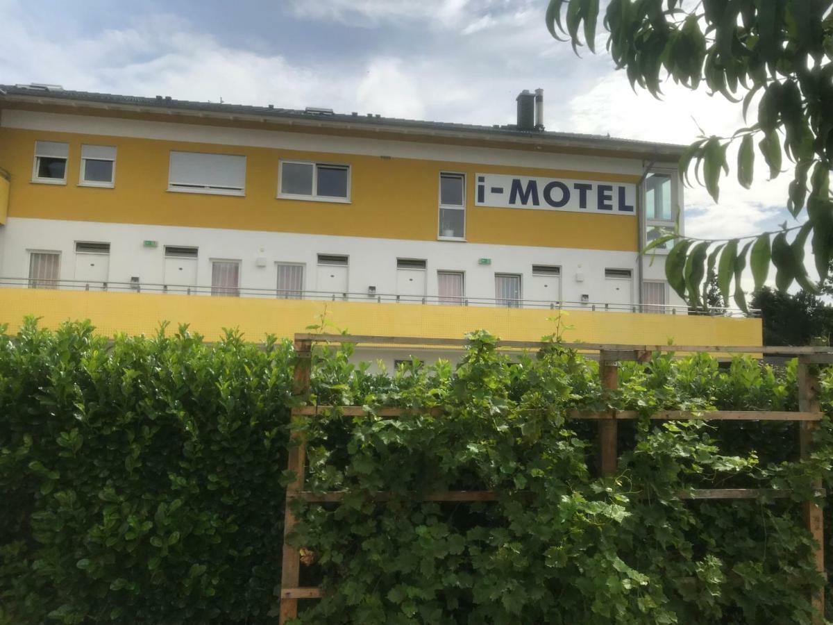 I-Motel Obertshausen Dış mekan fotoğraf