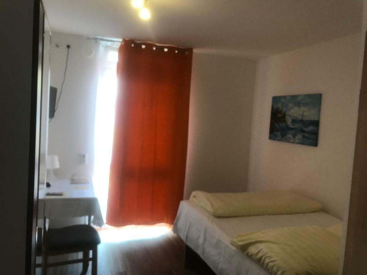 I-Motel Obertshausen Dış mekan fotoğraf